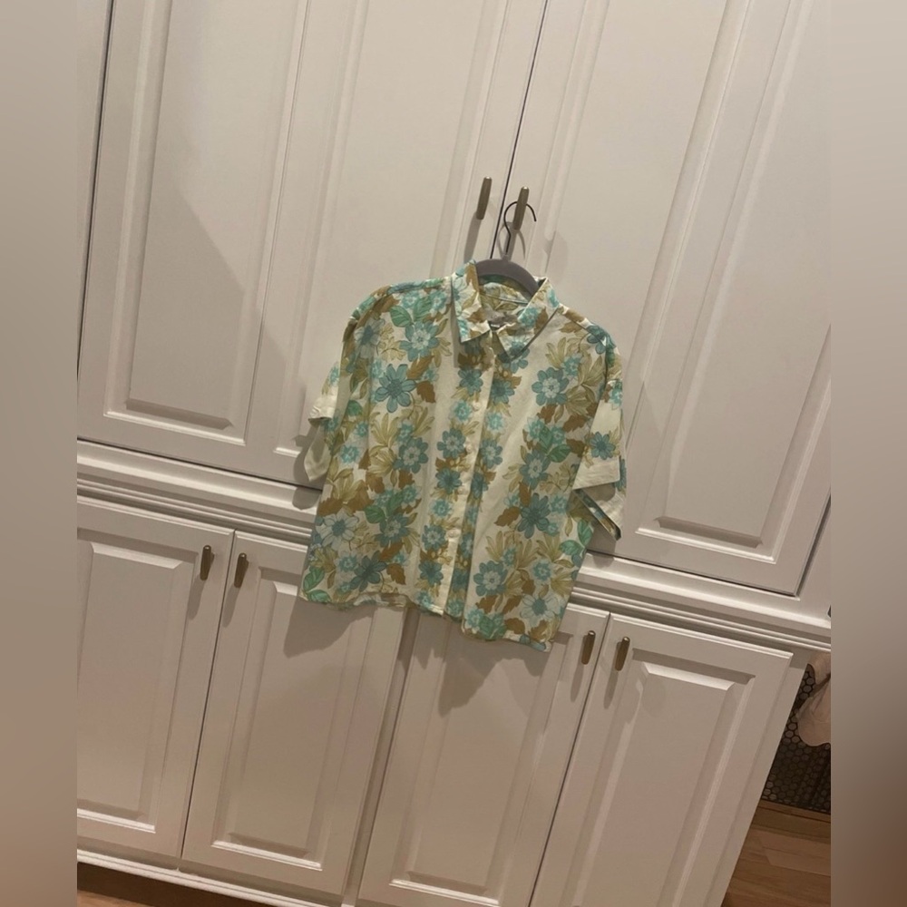 Loft: Linen Blend Button-Down Size Small Petite - image 7